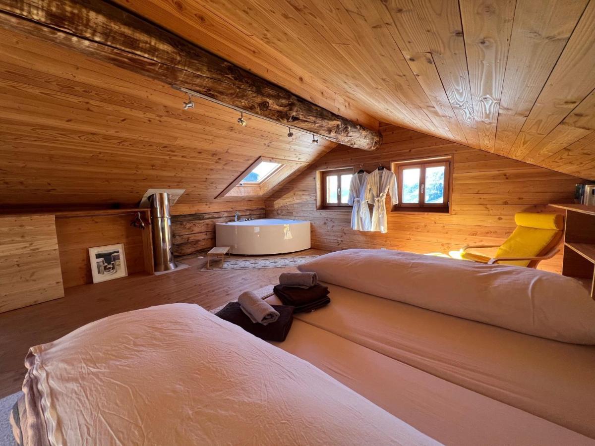 Chalet Biene - Swiss Alp Chalet With Sauna And Jacuzzi อุลริเชน ภายนอก รูปภาพ